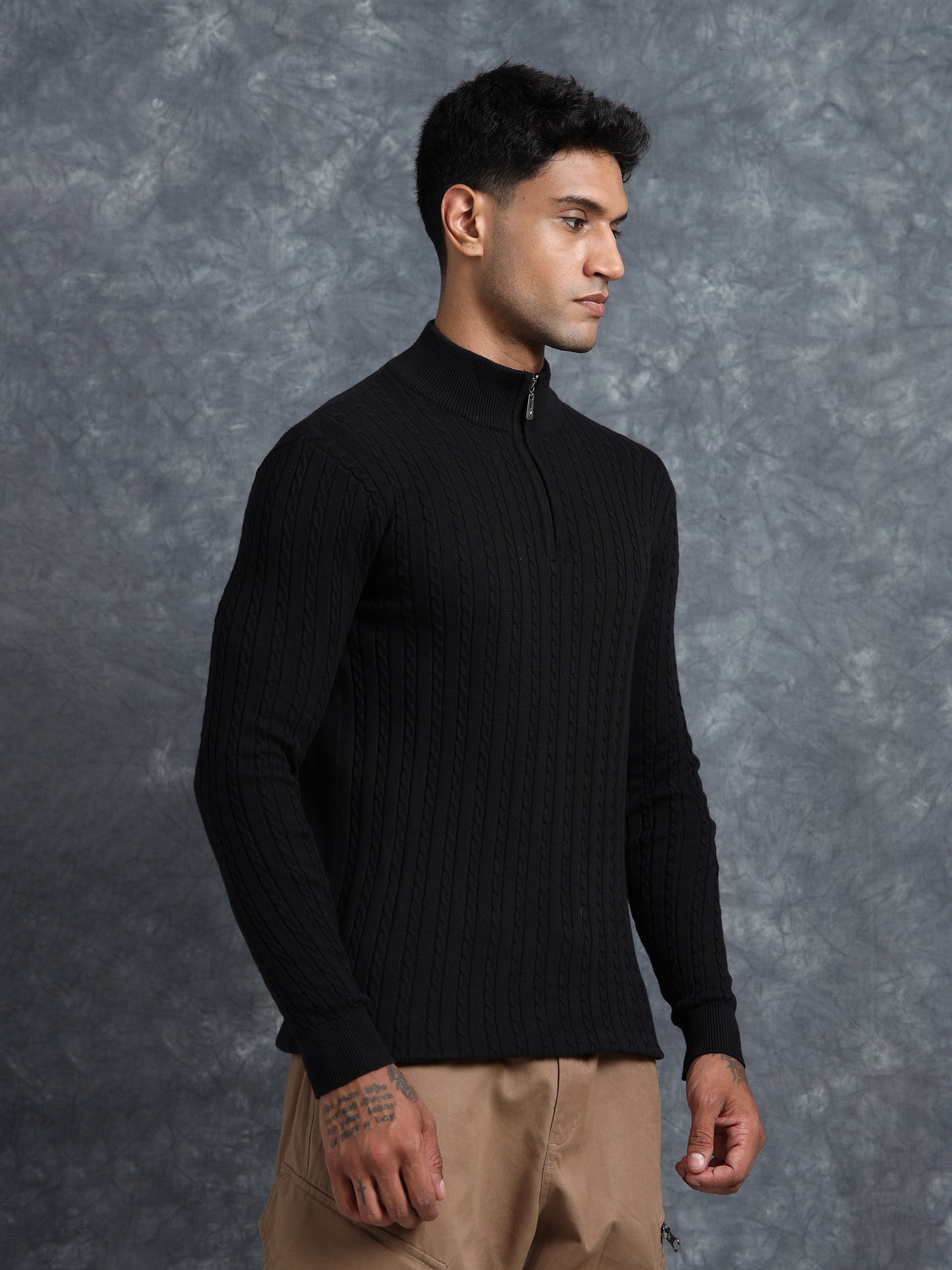 Black Cotton Knitted Turtle Neck Full Sleeve Knitted T-Shirt