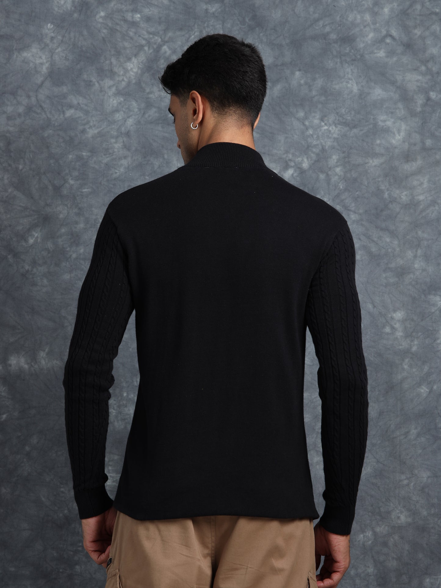 Black Cotton Knitted Turtle Neck Full Sleeve Knitted T-Shirt