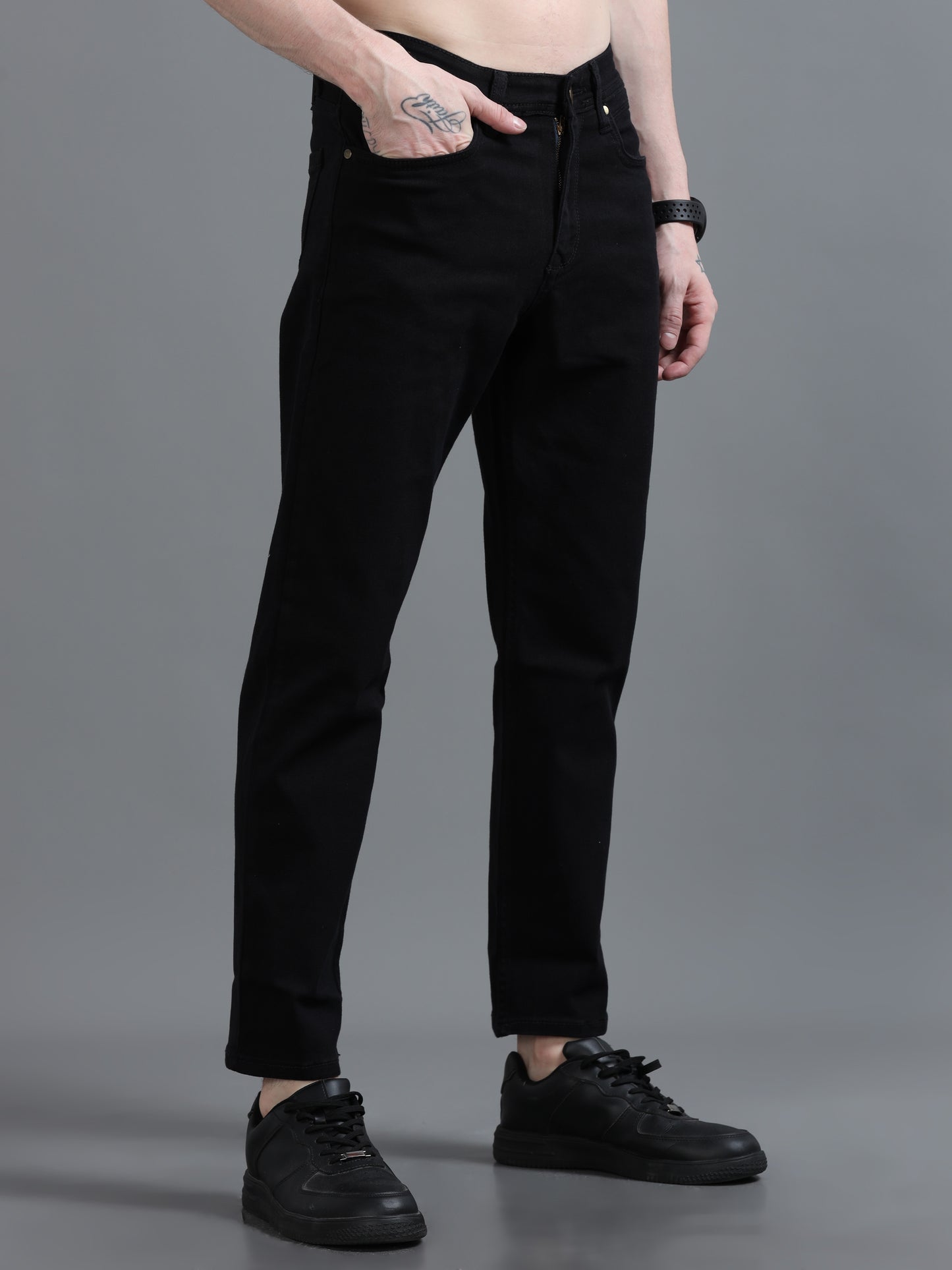 Black Relaxed Fit Denim Jeans