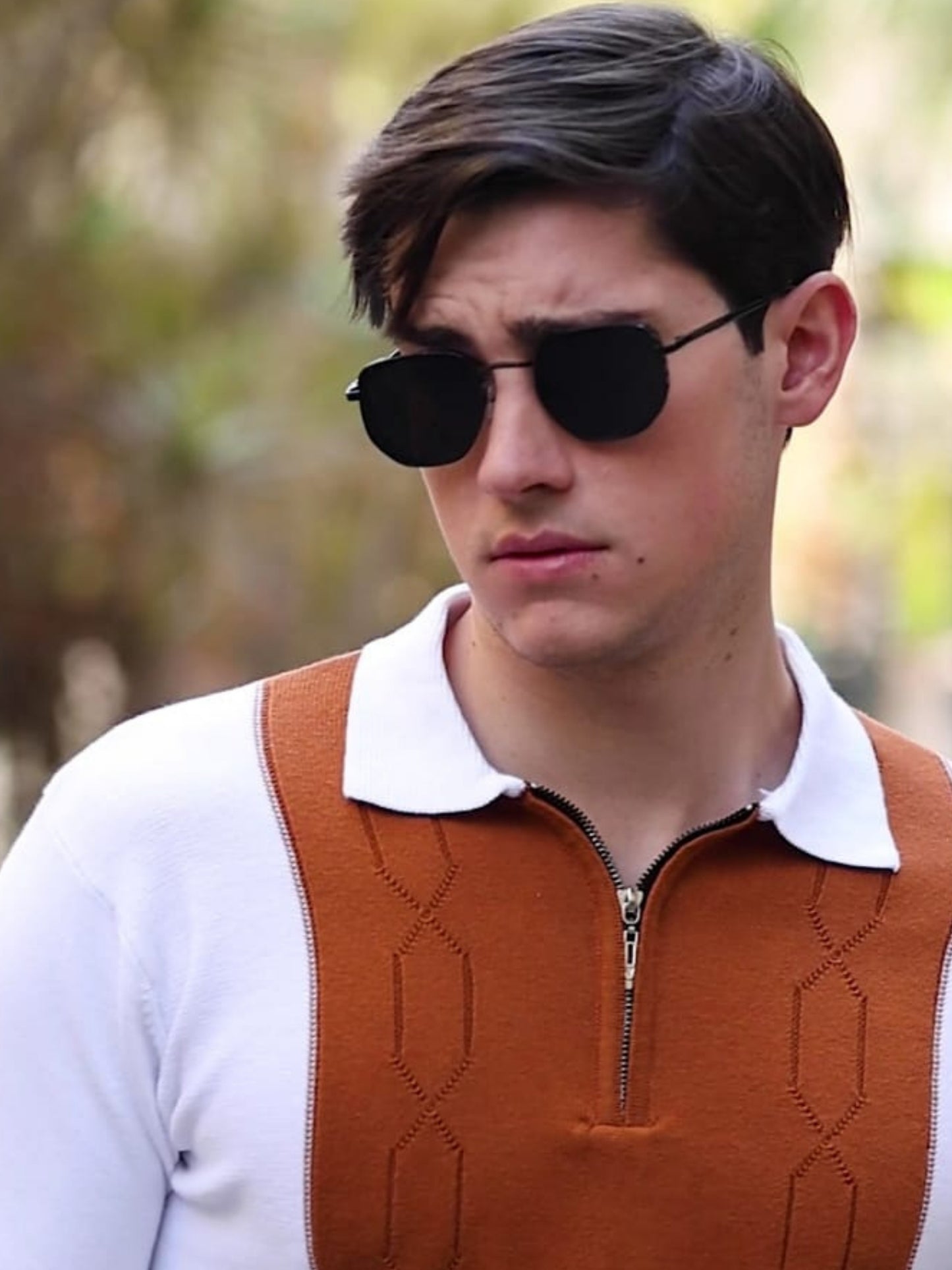 Ribbed Design Zipper Polo T-Shirt- Brown