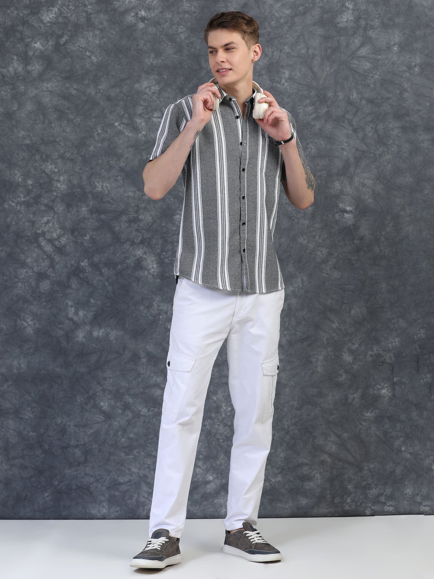 Black with Thin White Vertical Stripes