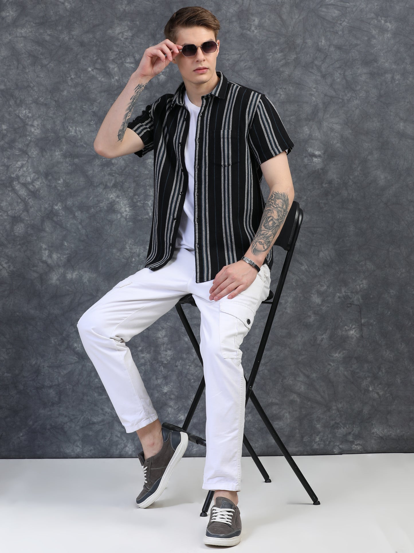 Black White Half Sleeve Stripe Shirts