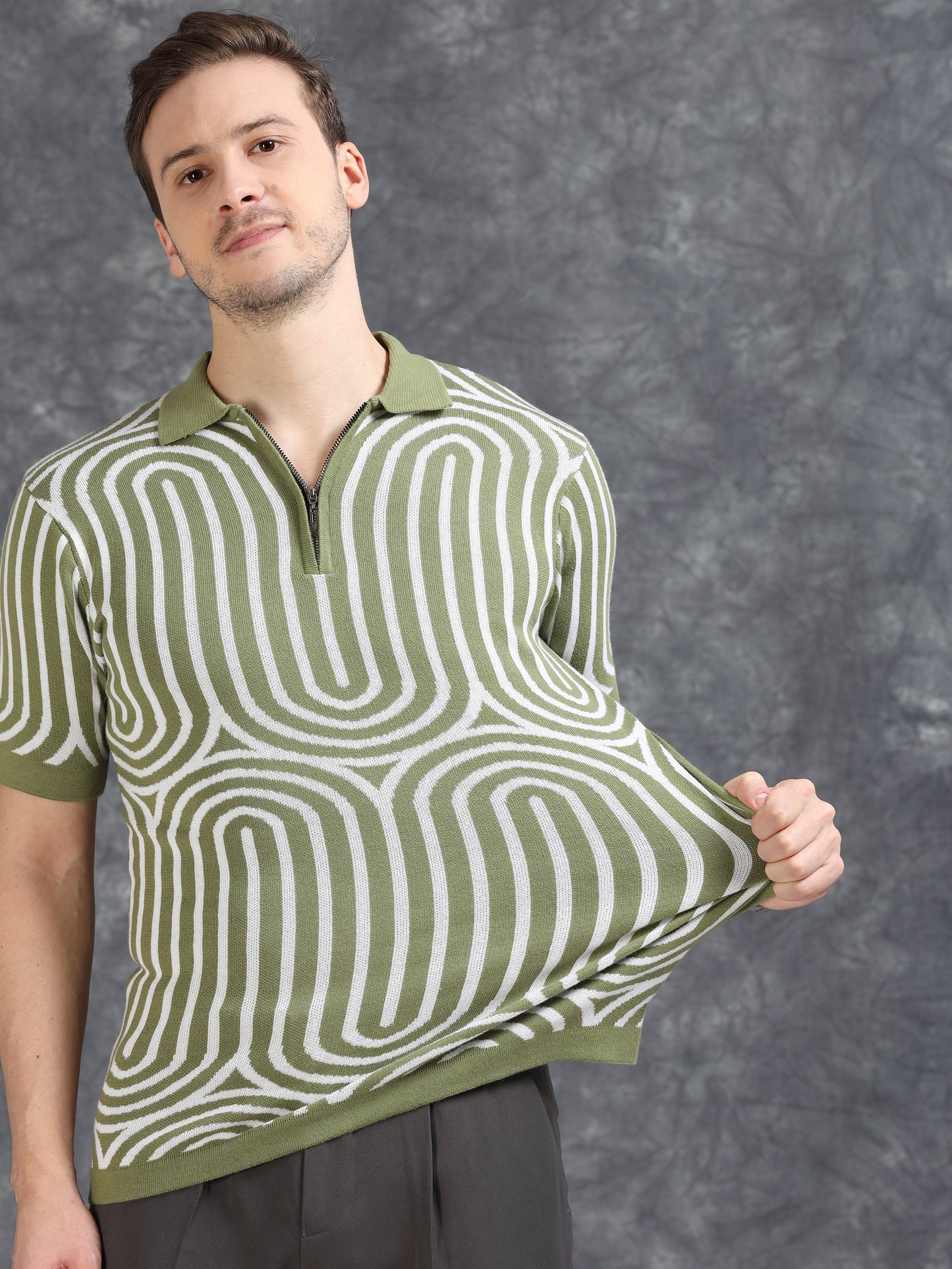 Green Curve Lines Design Polo T-shirt