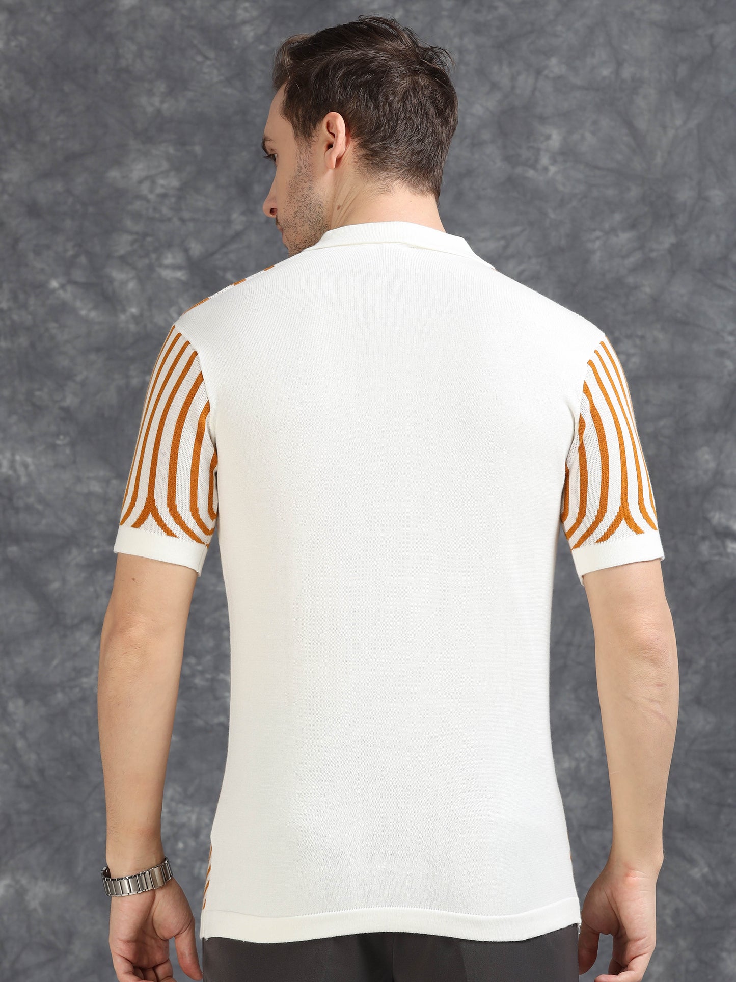 Mustard Curve Lines Design Polo T-shirt