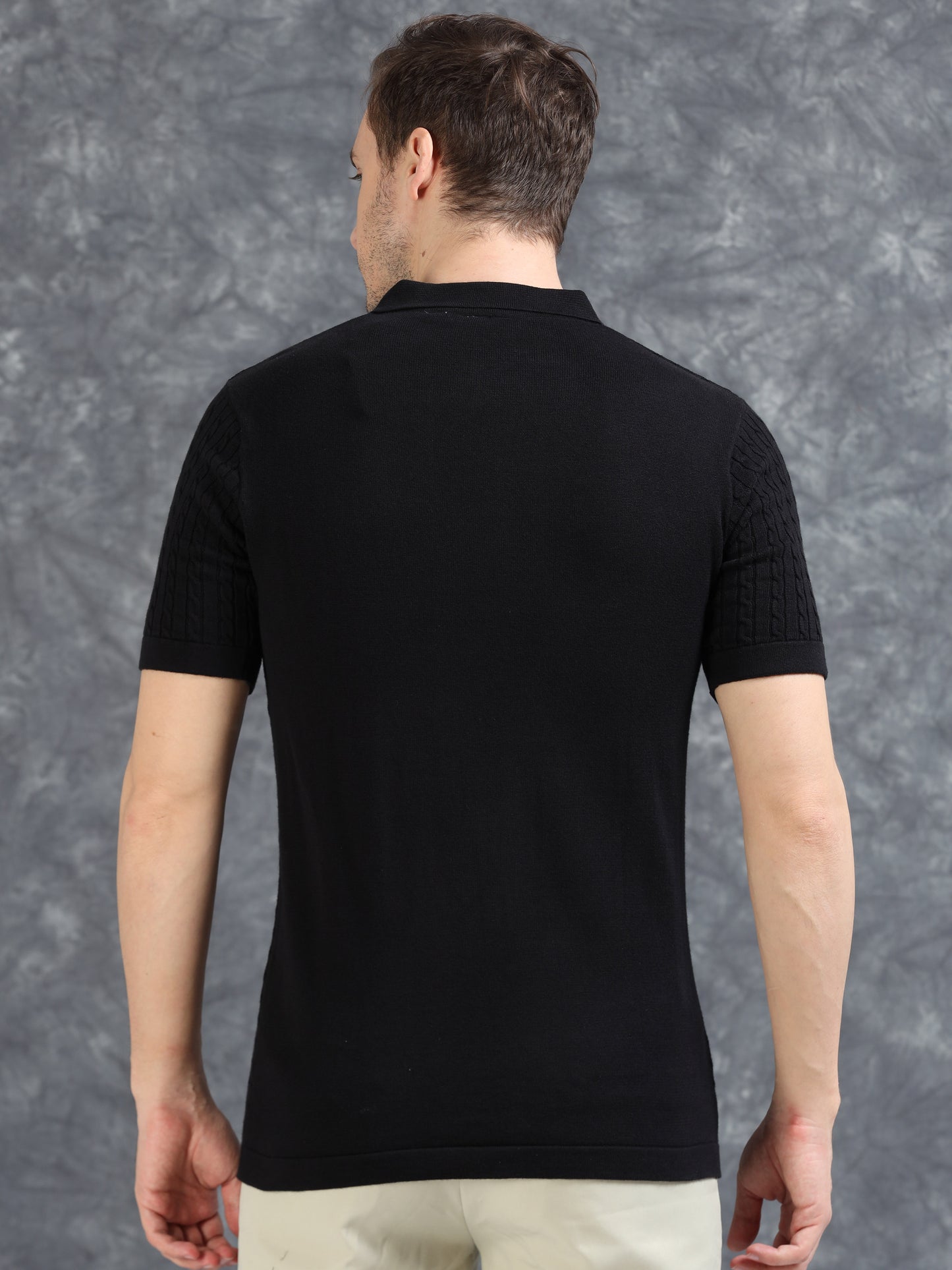 Ribbed Design Zipper Polo T-Shirt- Black