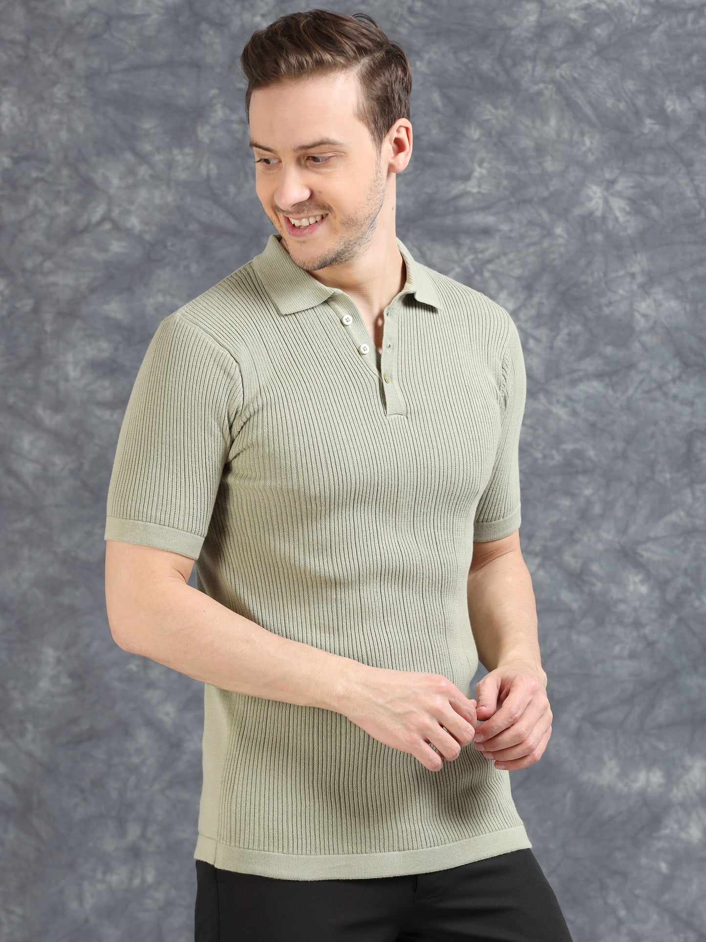 Ribbed Design Zipper Polo T-Shirt- Pistachio