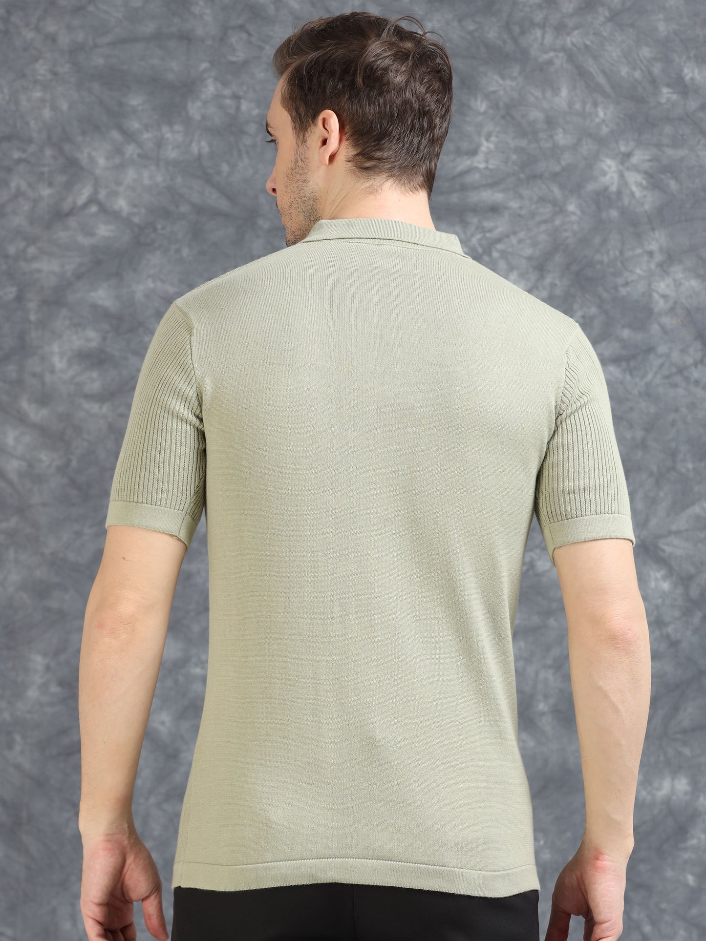 Ribbed Design Zipper Polo T-Shirt- Pistachio