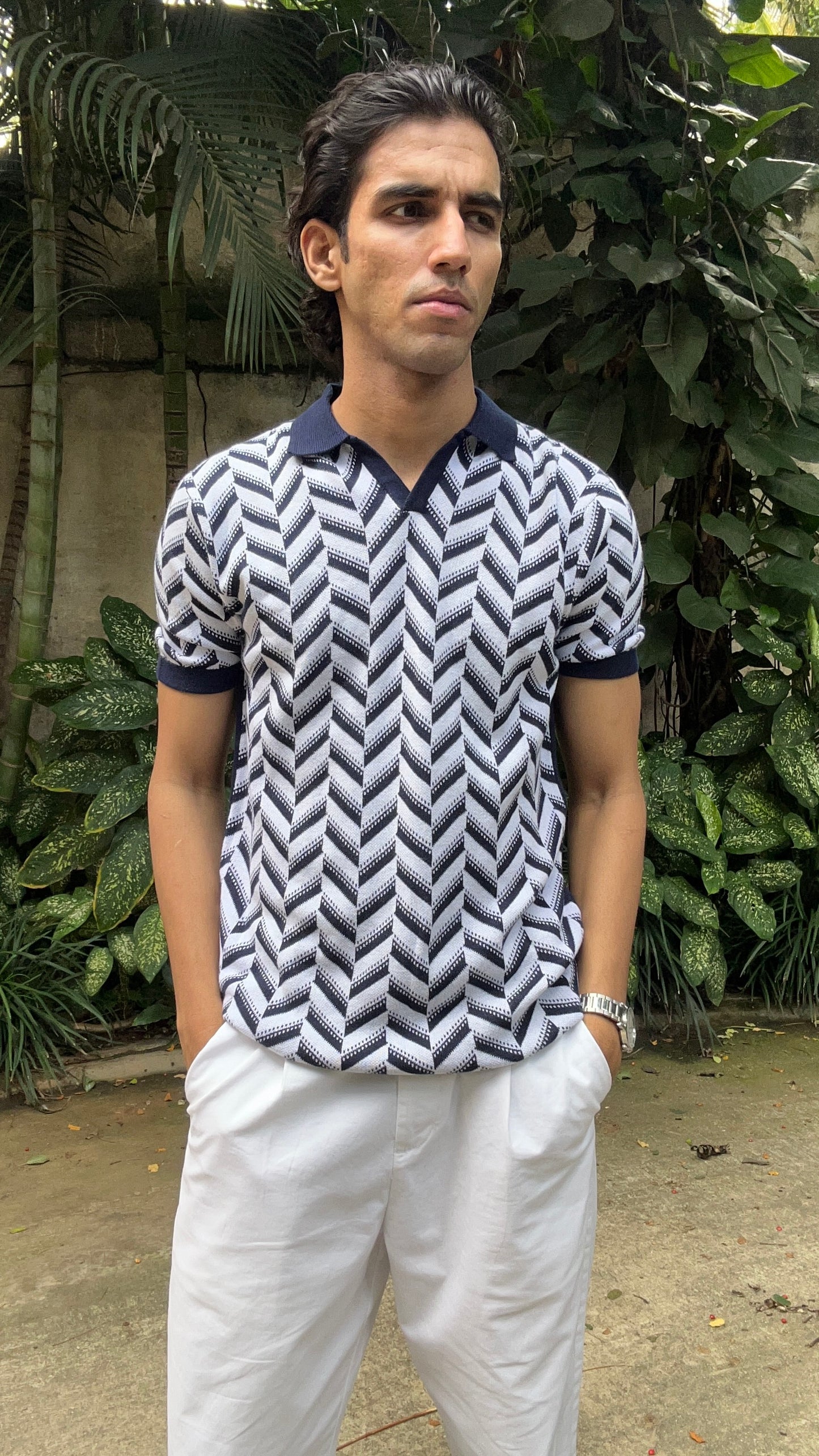 Geometric Pattern Knit Polo T-Shirt – Navy & White