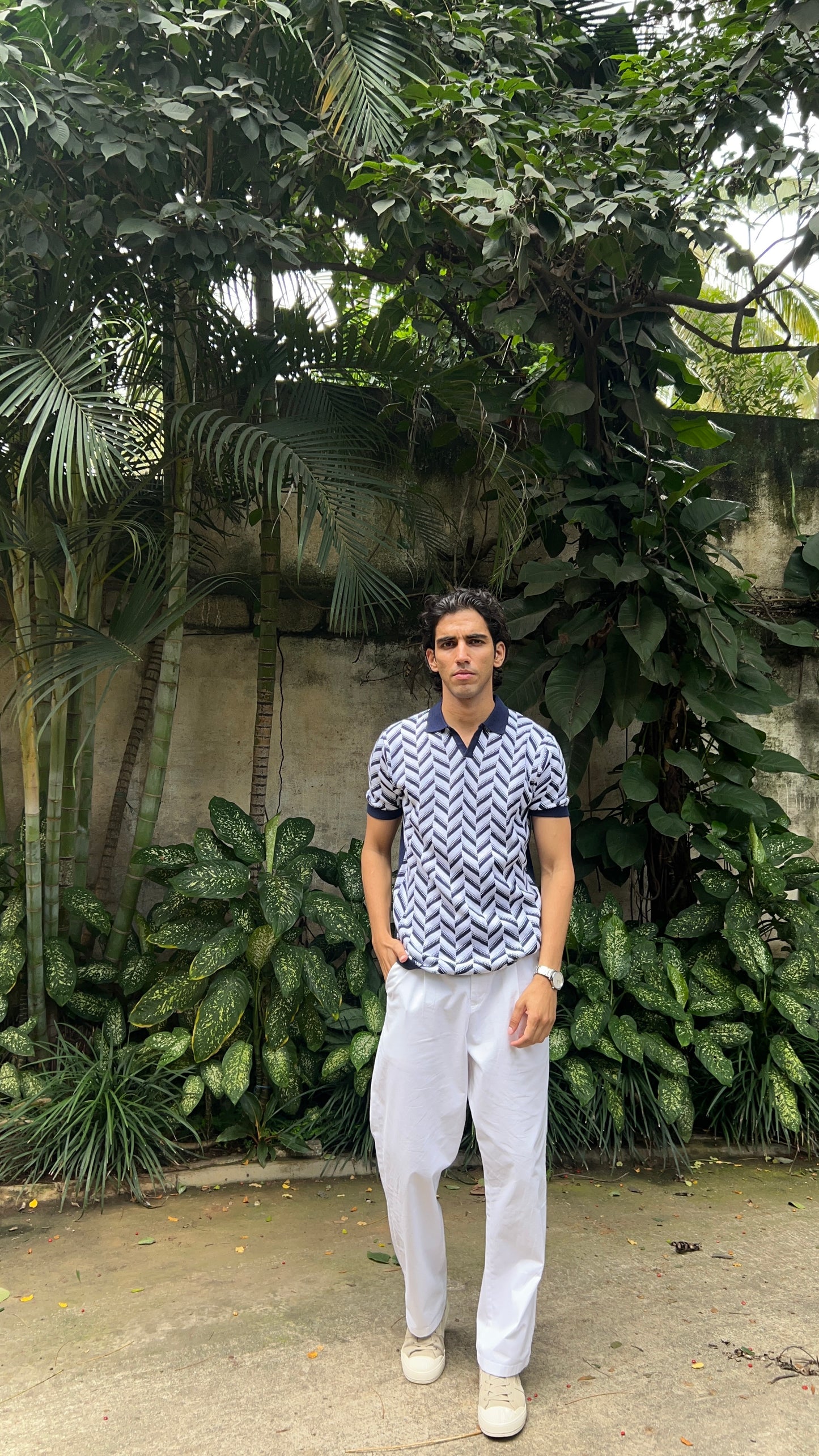 Geometric Pattern Knit Polo T-Shirt – Navy & White