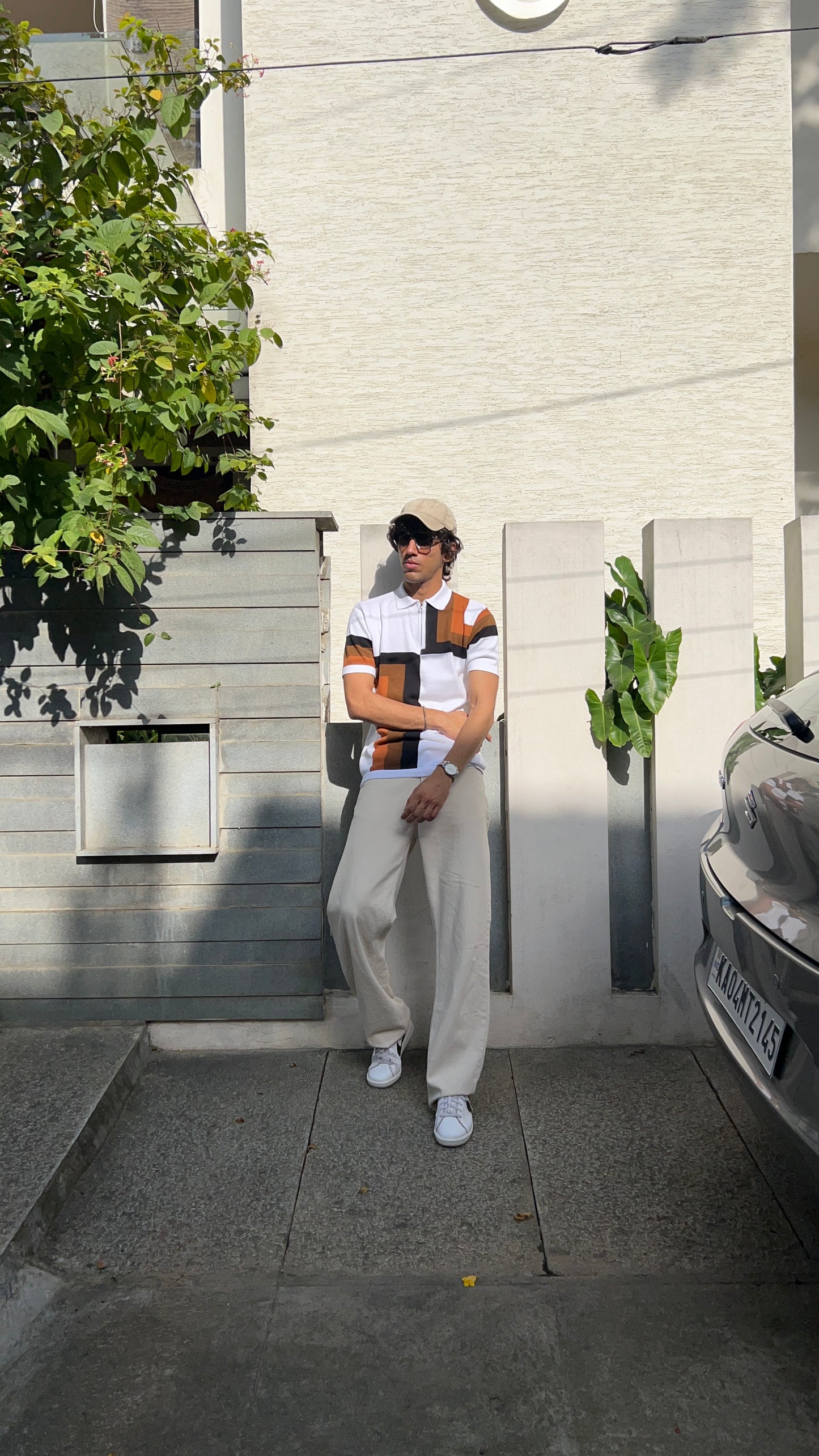 Ribbed Design Zipper Polo T-Shirt- white