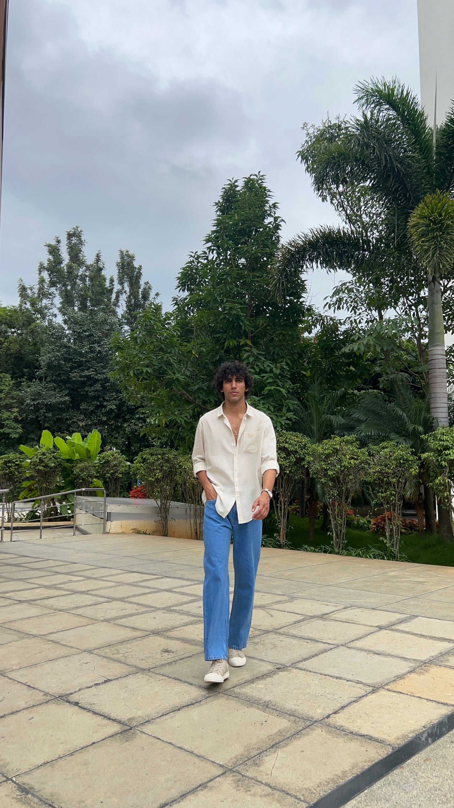 Linen off-white shirts